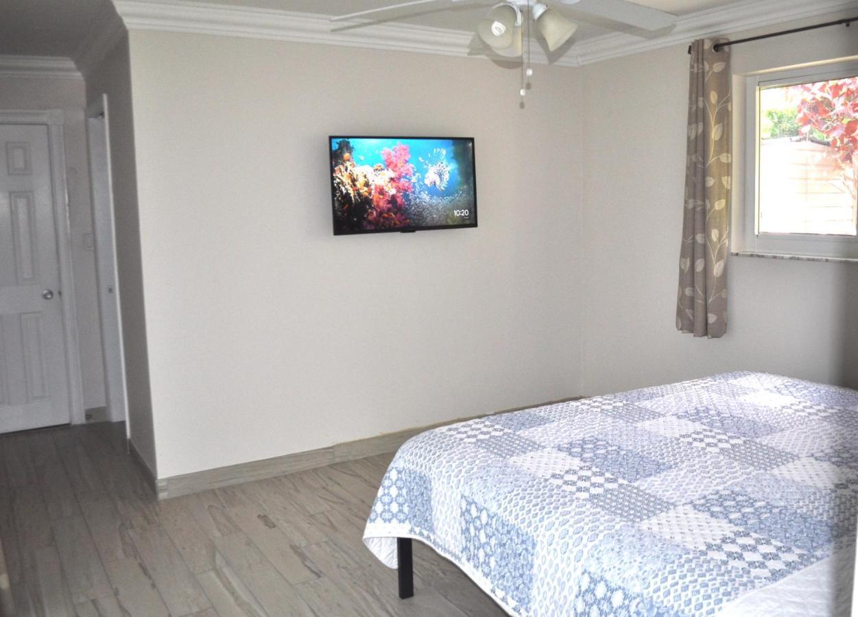 Lovely 3-Bd, Walk To Bars, 9 Min Drive From Beach! Heated Pool. Fort Lauderdale Extérieur photo
