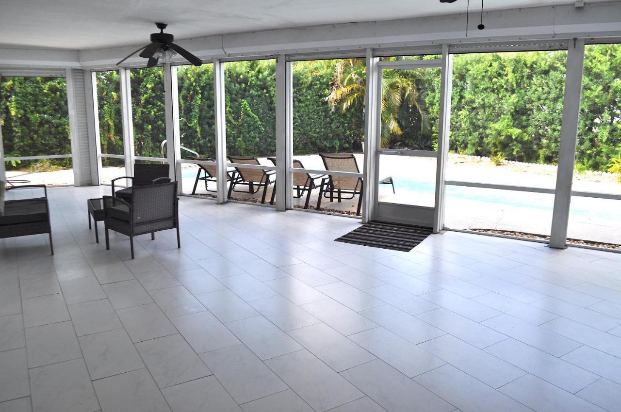 Lovely 3-Bd, Walk To Bars, 9 Min Drive From Beach! Heated Pool. Fort Lauderdale Extérieur photo